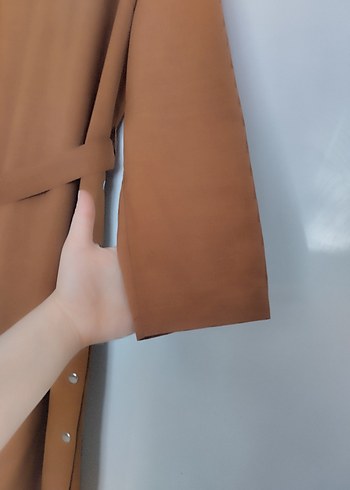 Kahverengi Uzun Kollu Kuşaklı Tunik - Görsel 3