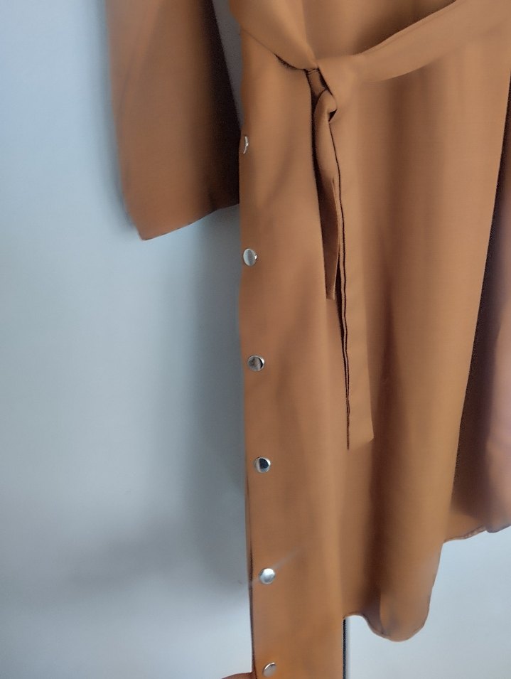 Kahverengi Uzun Kollu Kuşaklı Tunik - Görsel 2