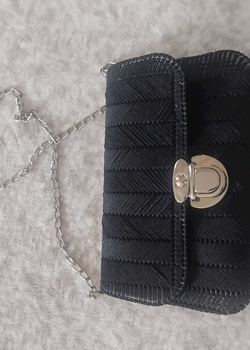 El yapımı sıfır Siyah İşlemeli Zincir Askılı Kadın Çanta - Görsel 2