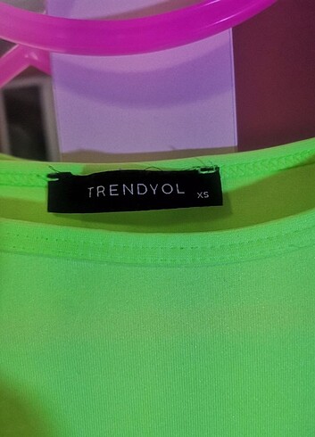 xs Beden Neon renkli uzun kollu kolu parmak geçirmeli crop/bluz
