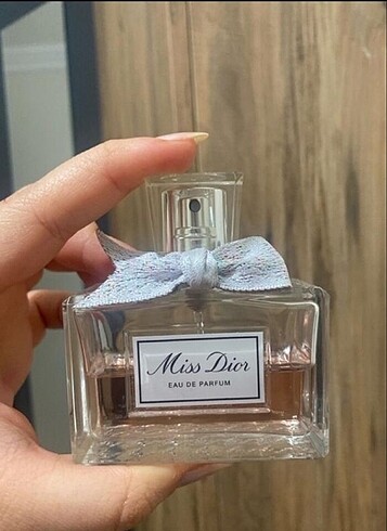 Miss dior Paris?ten mağazasından alındı