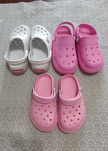 Crocs 32 no Polaris
