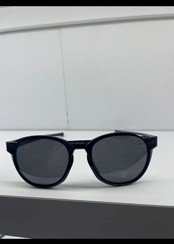Siyah Minimalist Bisikletçi Kadın Güneş Gözlüğü