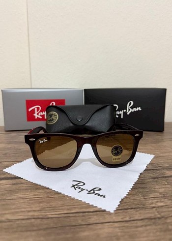 Rayban wayfarer