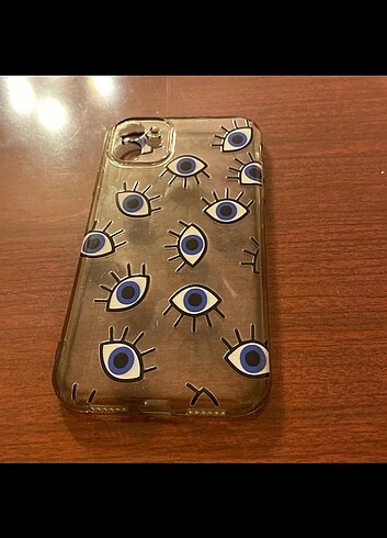 4 adet iPhone 11 kılıfı
