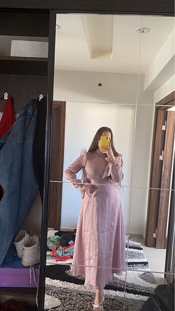 Mira abiye pudra