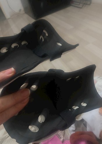 Beyaz Kayışlı Motosiklet Diz Koruyucu - Görsel 2