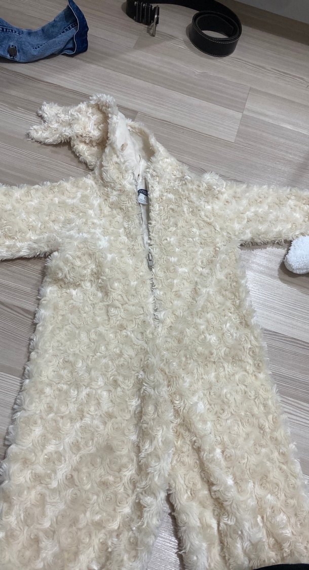 Beyaz Kürklü Bebek Tulumu - Görsel 4