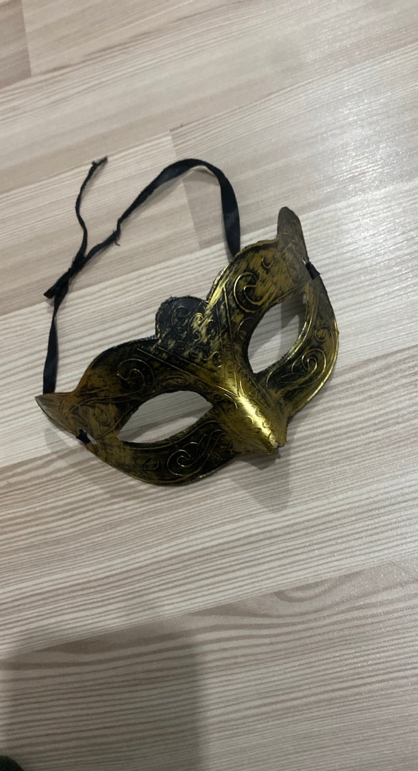 Altın Renkli Vintage Maske - Görsel 3