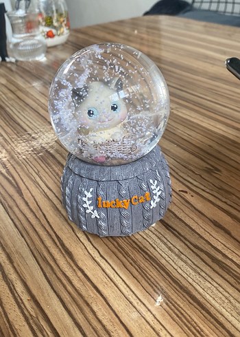 Gri Lucky Cat Kar Küresi Figürin - Görsel 4