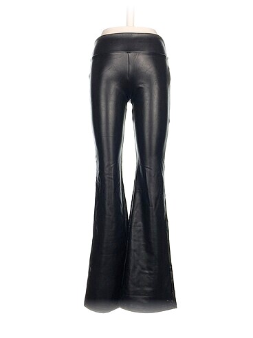 Stradivarius Düz Kesim %70 İndirimli.