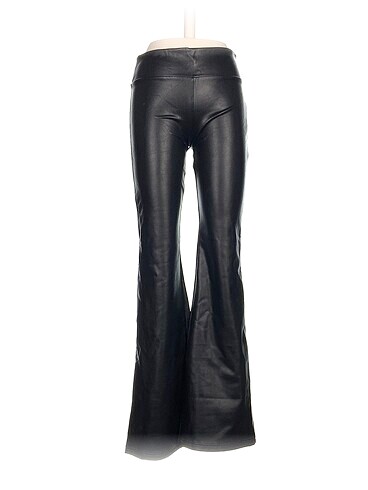 Stradivarius Düz Kesim %70 İndirimli.