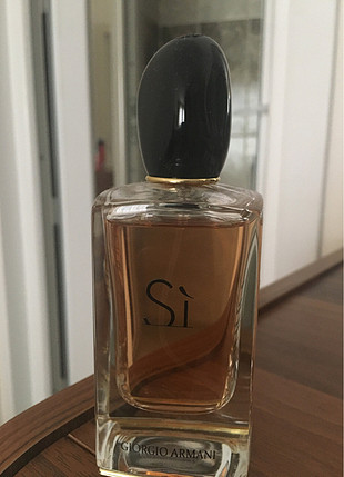 Armani Satıldı 