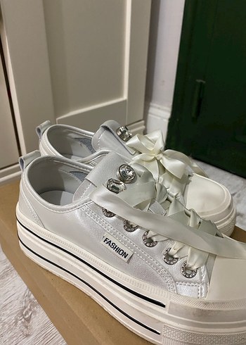 Fiyonklu Beyaz Platform Kadın Spor Ayakkabı - Görsel 3