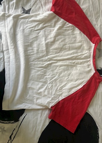 Kırmızı ve Beyaz Baskılı crop - Görsel 4