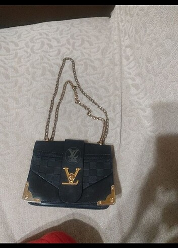 Louis Vuitton çanta
