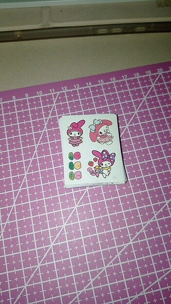  Stiker sanrio 