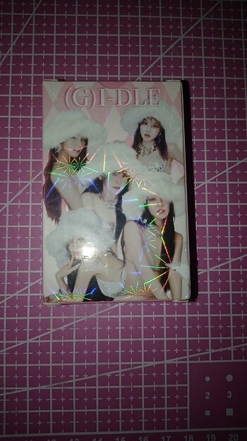 (G)I-DLE lomo kart