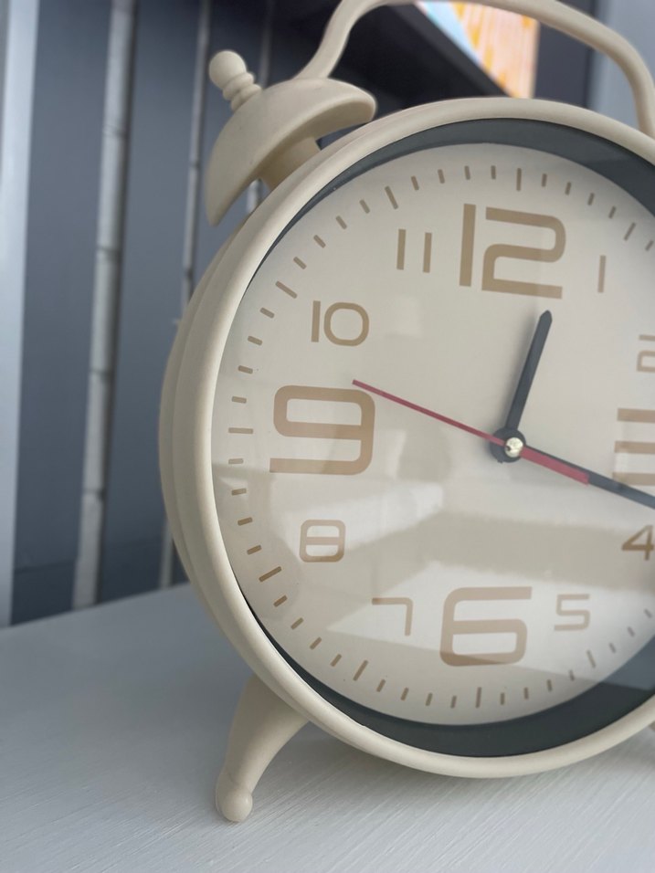 Bej Masa Saati 24*24 - Görsel 3