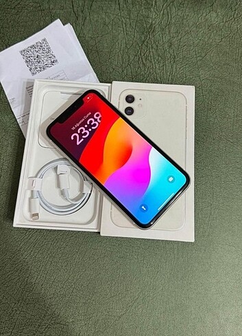 Apple iPhone 11 Beyaz 128 GB 