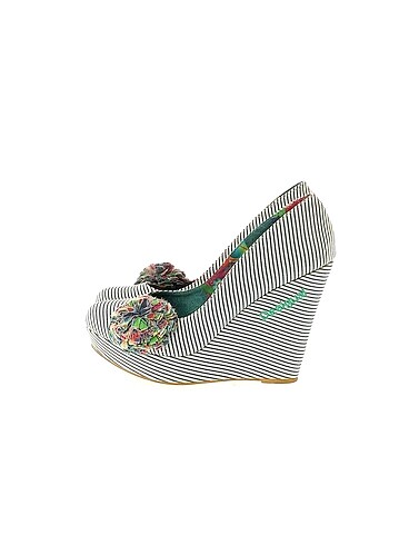 Desigual Dolgu Topuk %70 İndirimli.