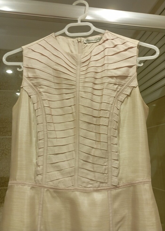 Koton s beden saten ipek elbise - Görsel 4