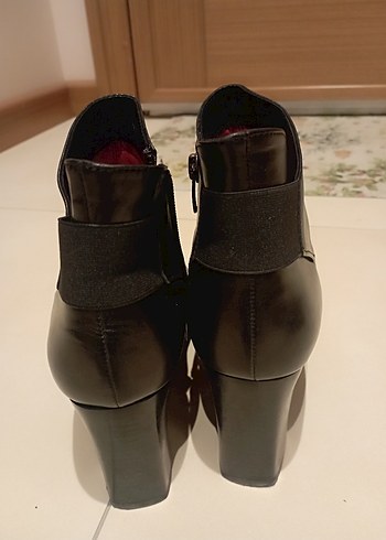 Siyah Deri Stiletto Topuklu Bot - Görsel 7