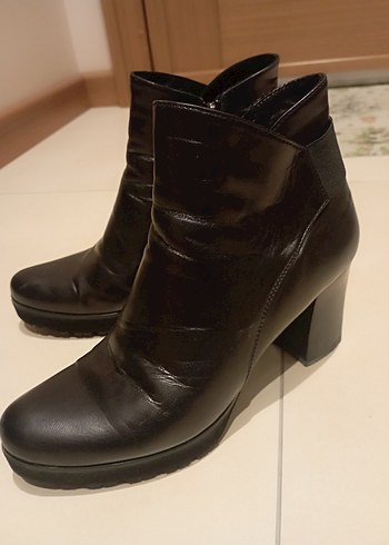 Siyah Deri Stiletto Topuklu Bot - Görsel 8