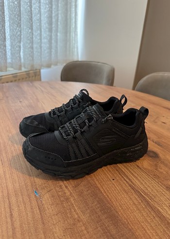 Skechers Siyah Bağcıklı Spor Ayakkabı - Görsel 2