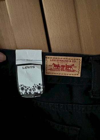 l Beden siyah Renk Levis Kadin Siyah boyfriend Kot Pantolon,