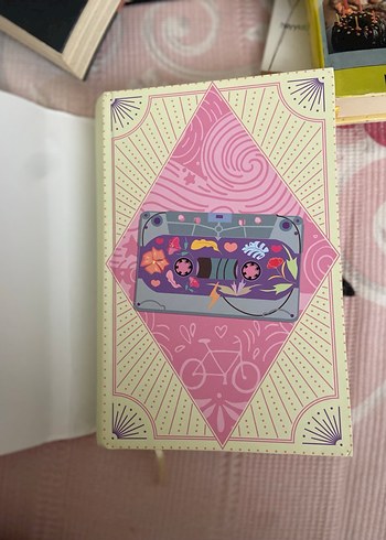 Operatöre Bağlanıyorsunuz - K. Kübra Berk - Görsel 3