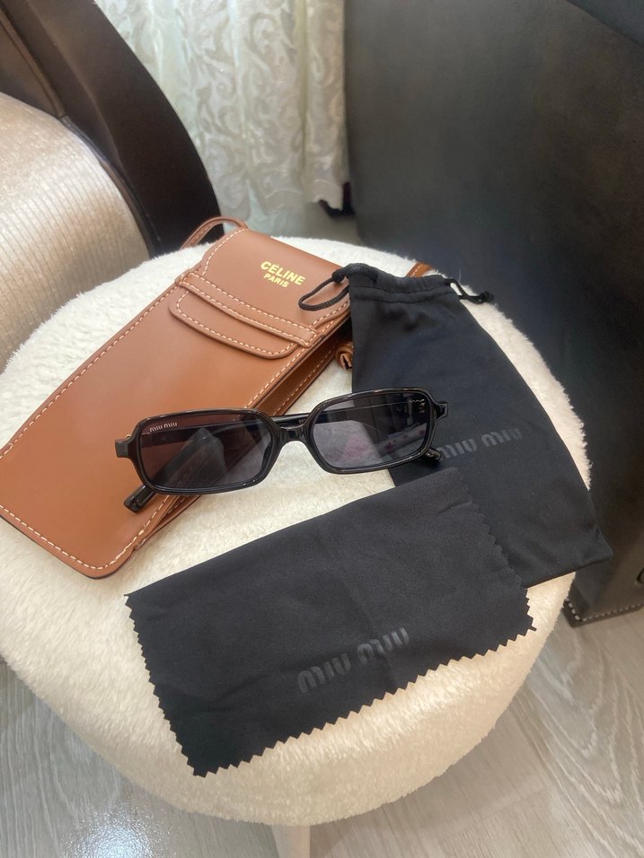 Siyah miu miu marka Kadın Güneş Gözlüğü - Görsel 4