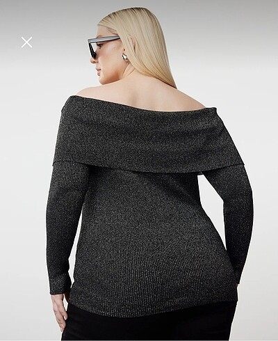 Trendyol & Milla Omuzları açık büyük beden bluz modeli