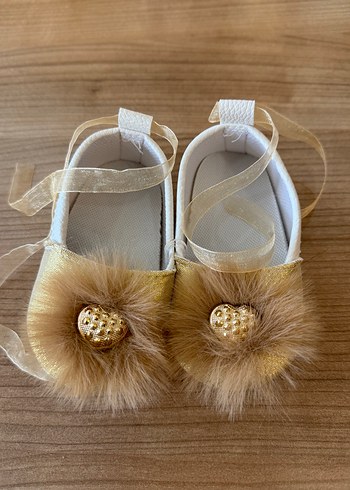 Kız Çocuk Kürklü Nakışlı Özel Ayakkabı - Görsel 2