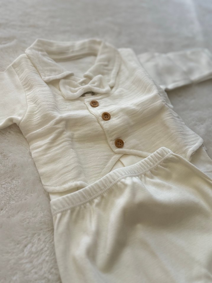 Beyaz Düğmeli Kısa Kollu Bebek Hastane Çıkışı - Görsel 5