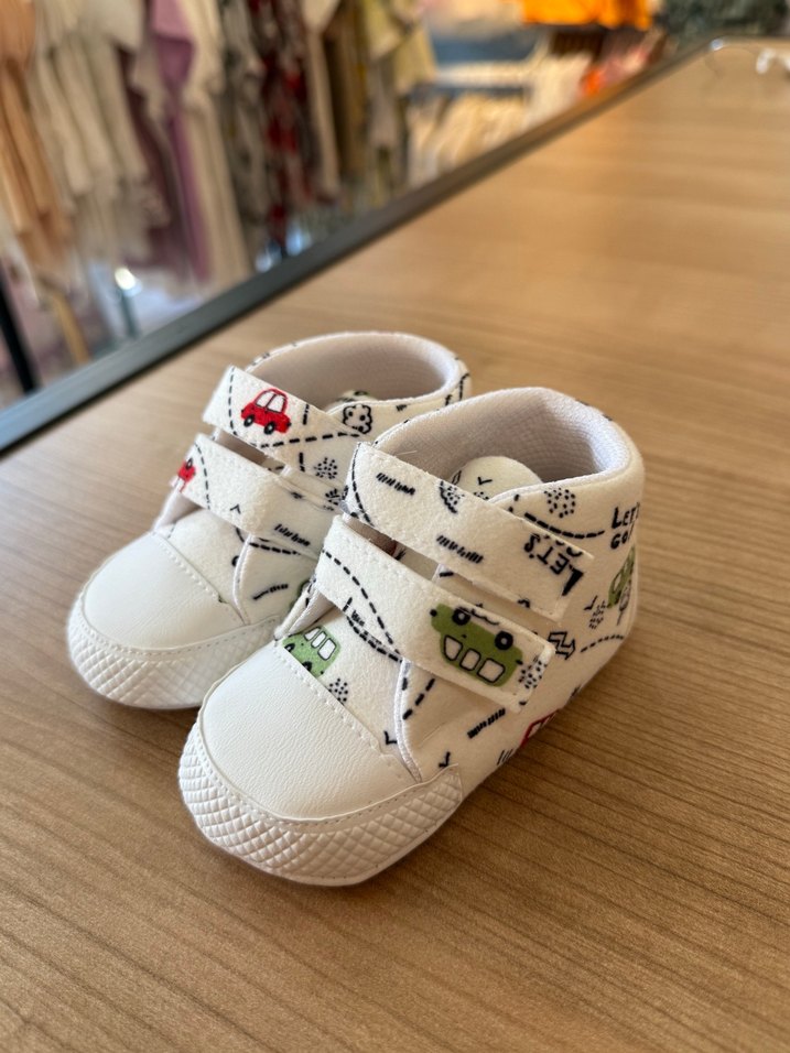 Çift Bantlı Beyaz Erkek Bebek İlk Adım Ayakkabısı - Görsel 2