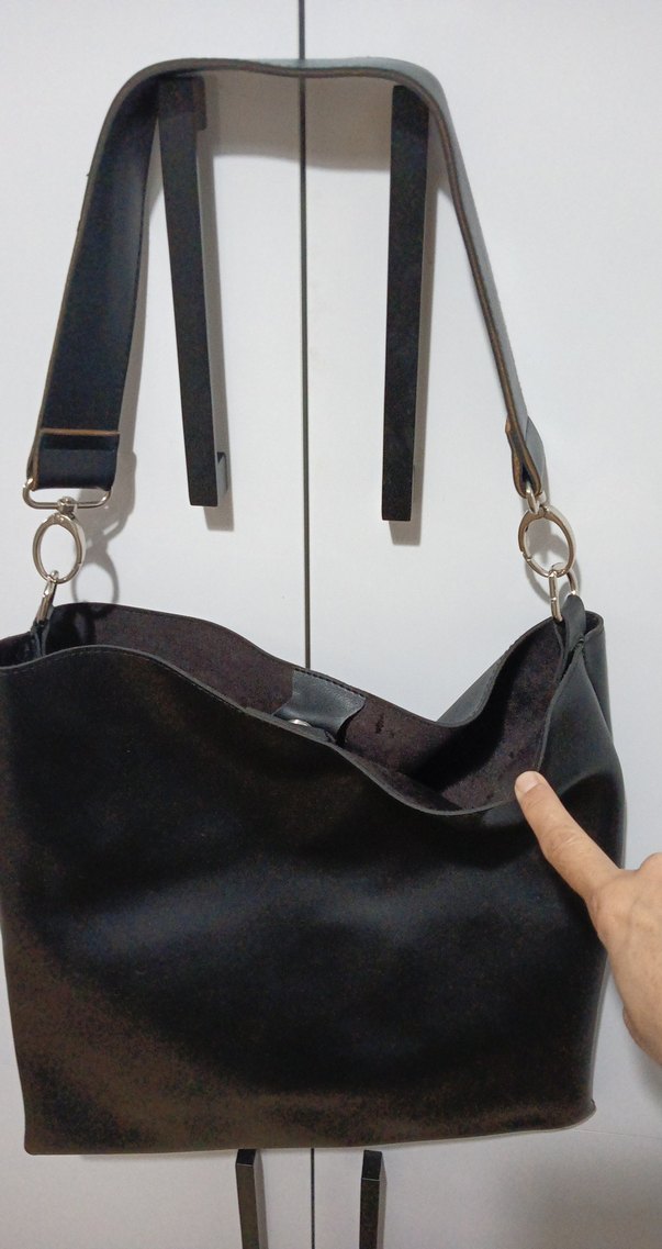 Siyah Tokalı Kadın Çanta - Görsel 2