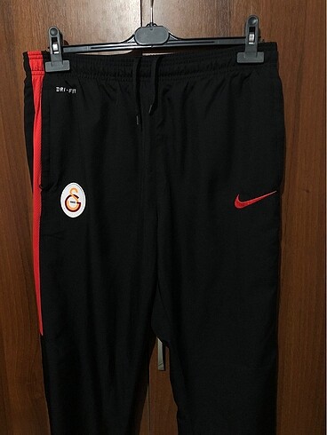 l Beden Nike Koleksiyondan Galatasaray Orjinal Eşofman Alt