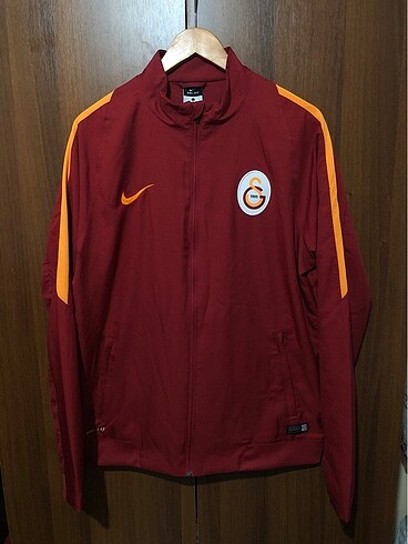 Nike Koleksiyondan Galatasaray Orjinal Eşofman Üst