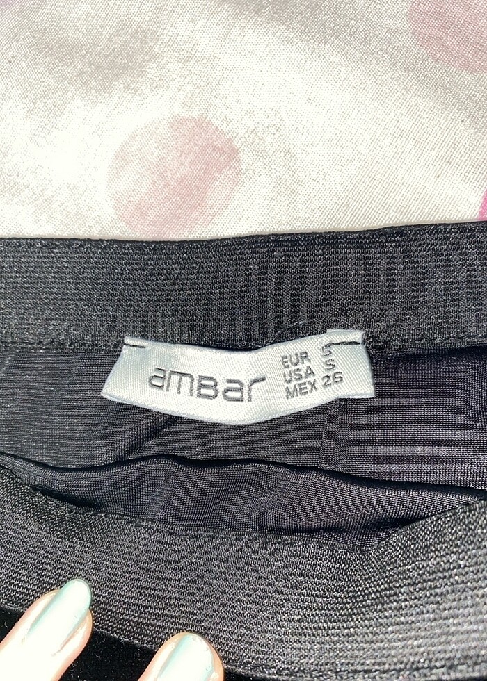 Siyah kayık yaka kadife kazak - Görsel 2