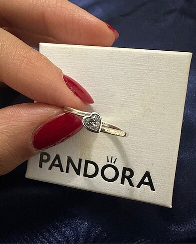 Pandora Eğik kalpli tektaş yüzük 52 size
