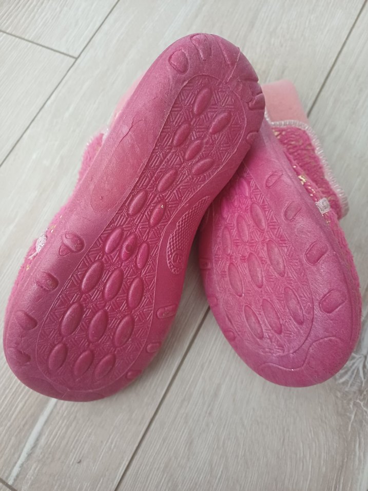 Kız Çocuk Pembe Nakışlı Sıcak Ev Terliği - Görsel 2