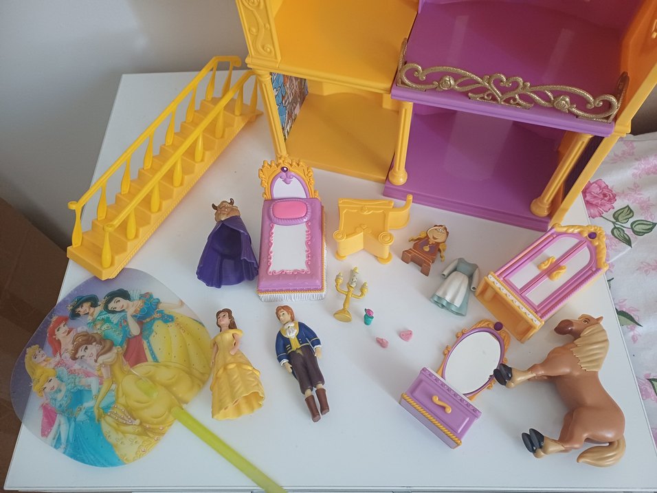 Sarı Renkli Prenses Şato Oyuncak Seti - Görsel 4