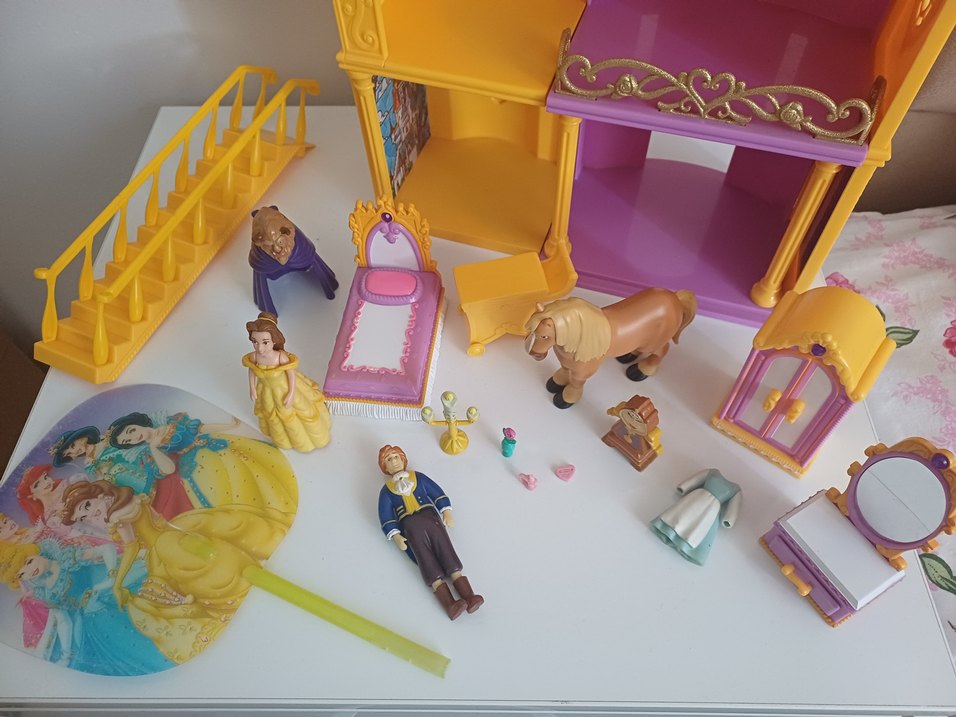 Sarı Renkli Prenses Şato Oyuncak Seti - Görsel 5