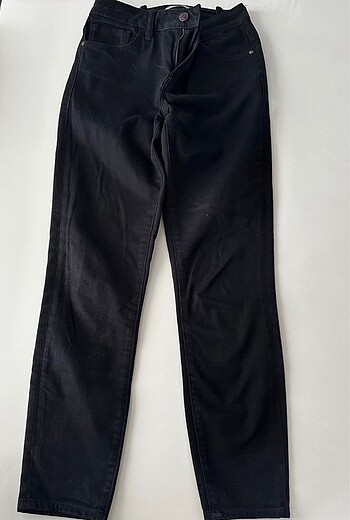 Mavi jeans siyah kot