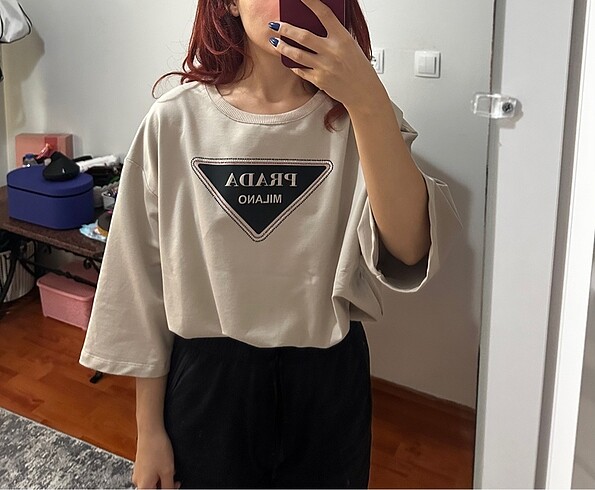 m Beden camel Renk Prada crop sweatshirt