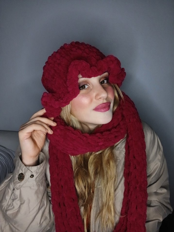 Bordo Bere ve Atkı - Görsel 2