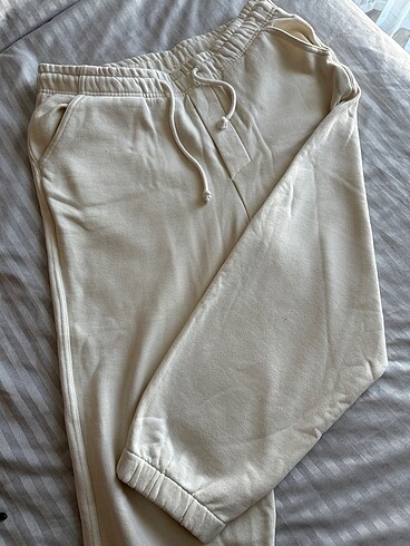 Pull&Bear Erkek Relax Fit Krem Jogger Pantolon