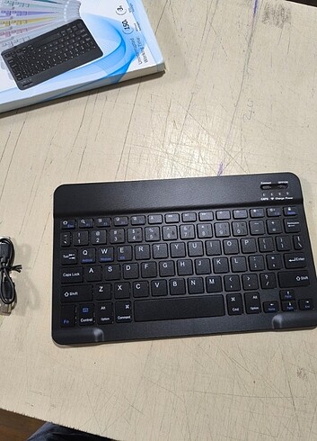 Bluetooth klavye siyah - Görsel 3