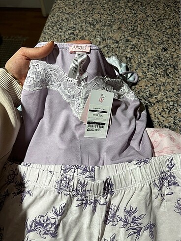 l Beden Suwen pijama takımı
